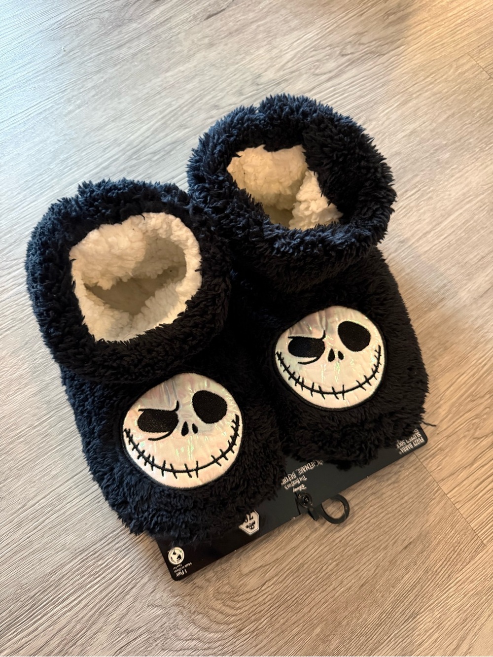 💀Jack Skellington Fuzzy Black Slippers💀